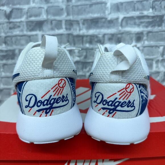 Nike Roshe One Triple White Los Angeles Dodgers Custom 511881-112 Mens Size 10 - Picture 4 of 7